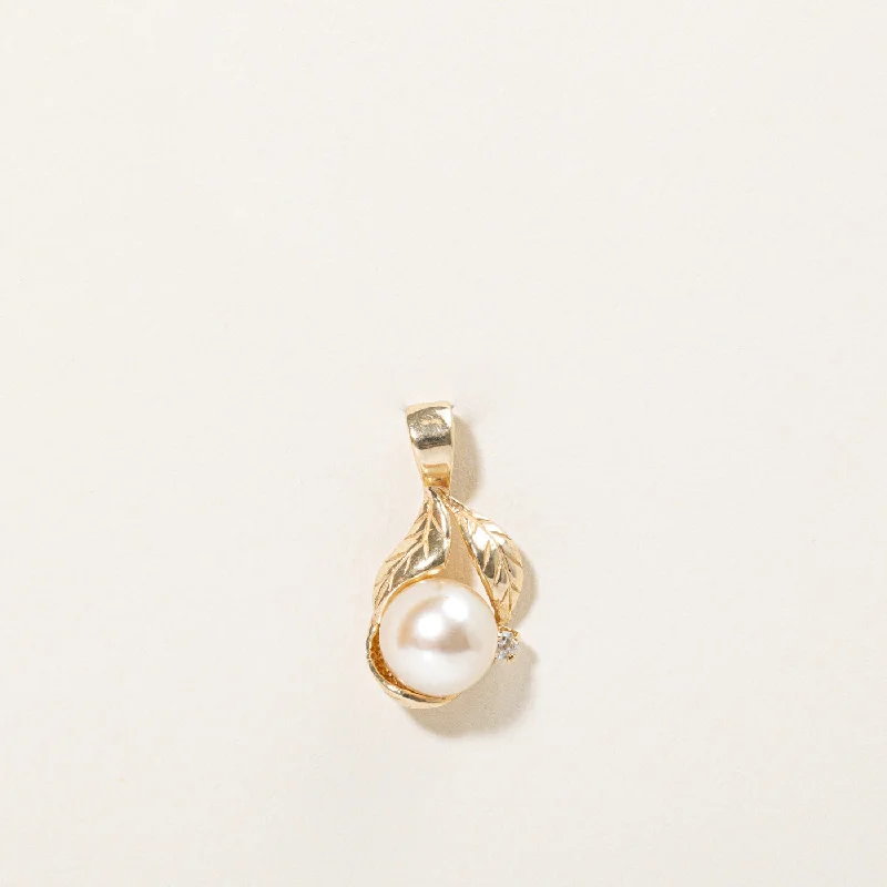 handmade beaded stretch bracelet Pearl & Diamond Pendant | 0.03ct |