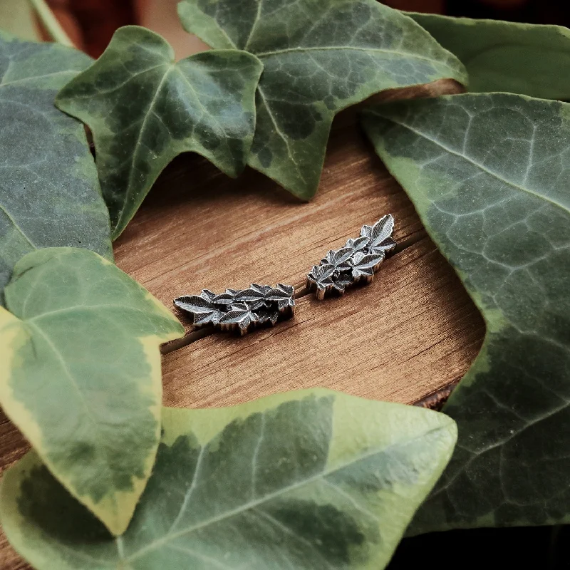 vintage gold engagement ring Hedera Ivy Mini Climber Studs