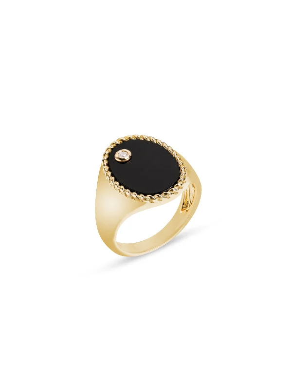 hammered gold signet ring Oval Onyx Cheveliere Yellow Gold Signet Ring