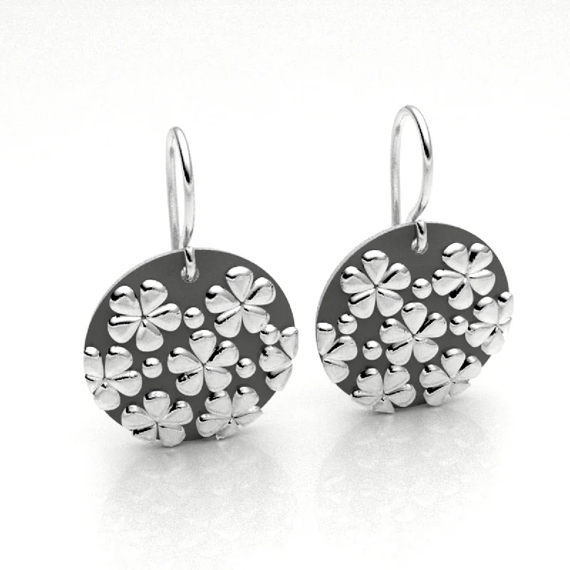 men’s hammered titanium ring Small Flower Disc Earrings
