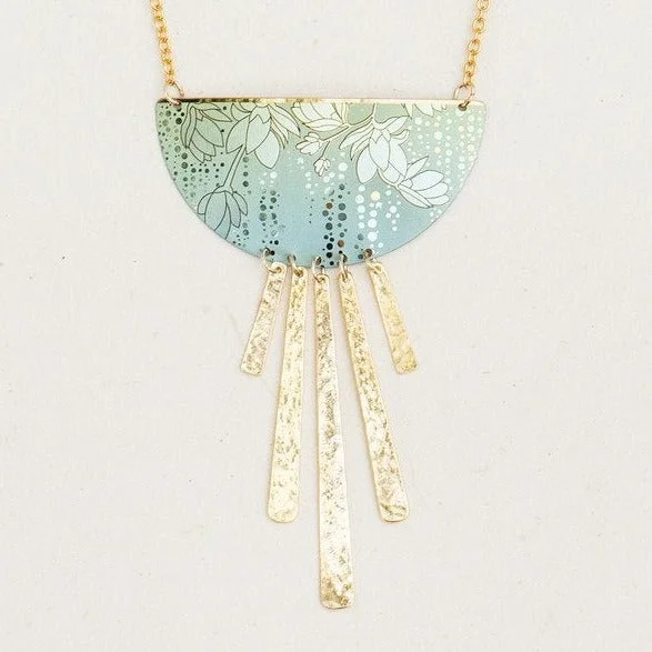 vintage-inspired gold locket 'Evelina' Necklace