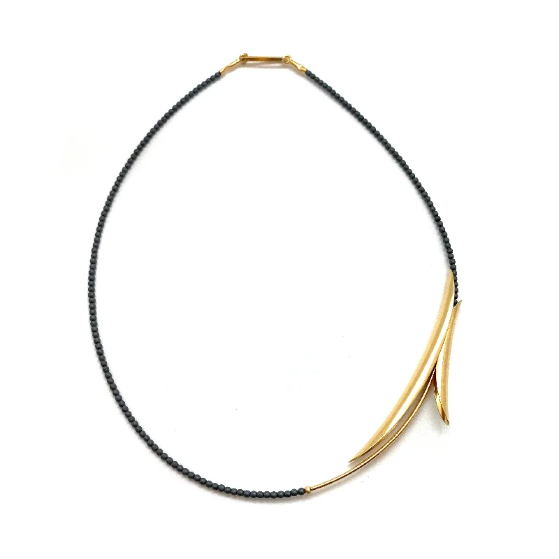 twisted rope gold chain 3D Gold Petal Necklace