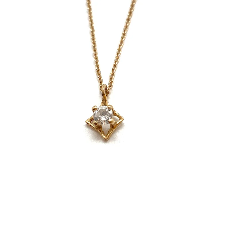 engraved pendant necklace Diamond Star Pendant