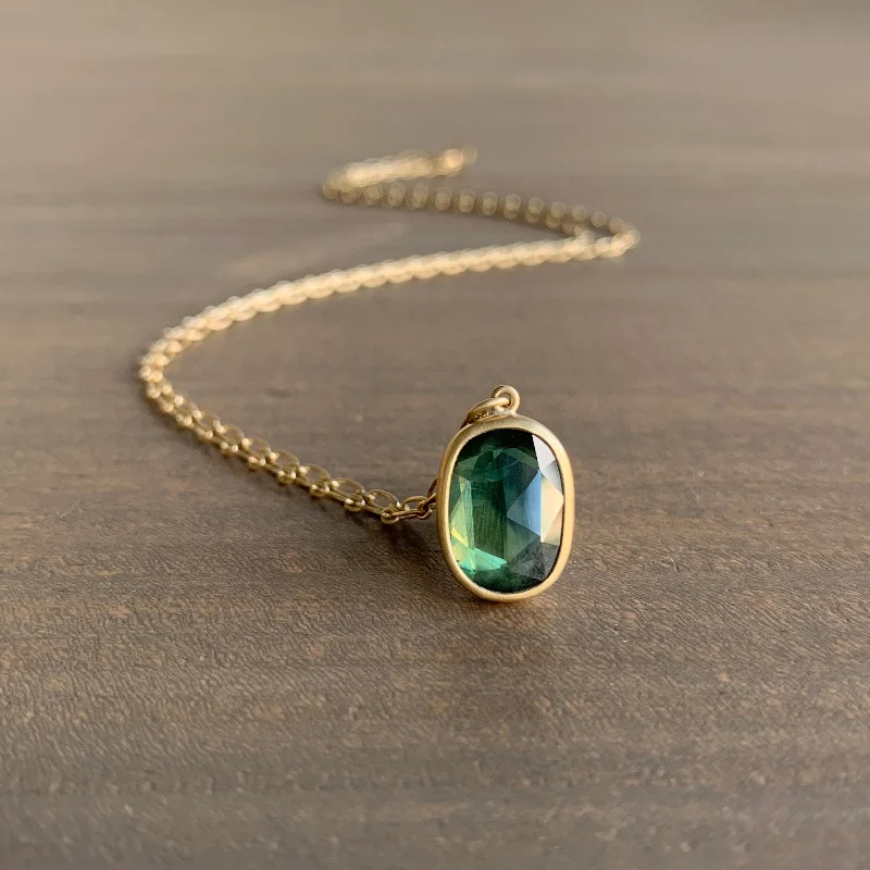 personalized engraved signet ring Oval Green Sapphire Necklace