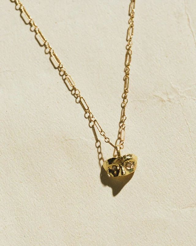 elegant pearl bridal set Masque Pendant
