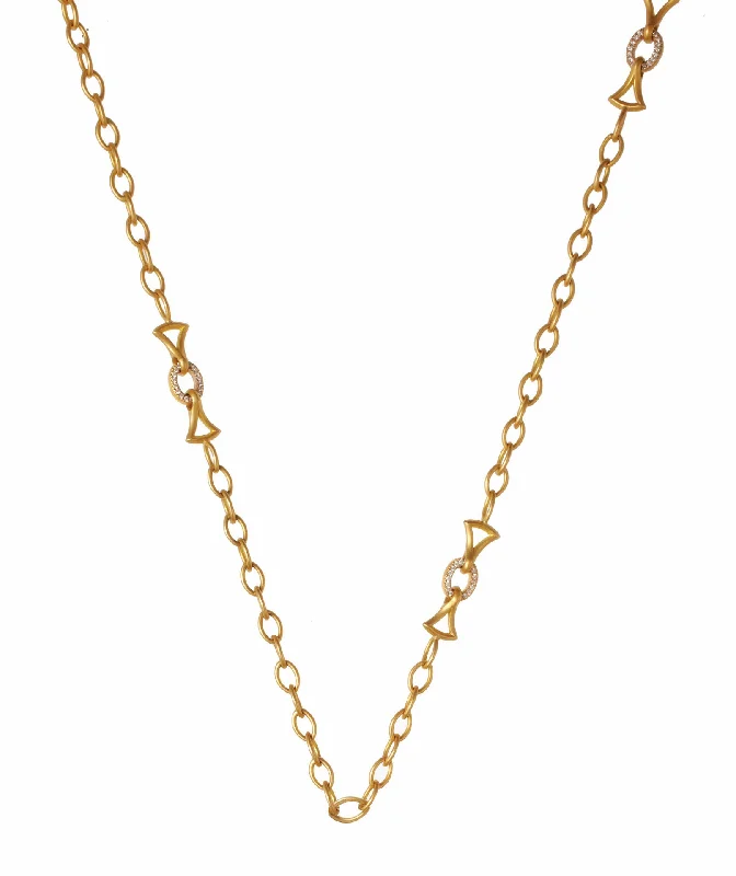diamond halo engagement ring Oval Link Necklace with Triangle Motifs and Pavé Links