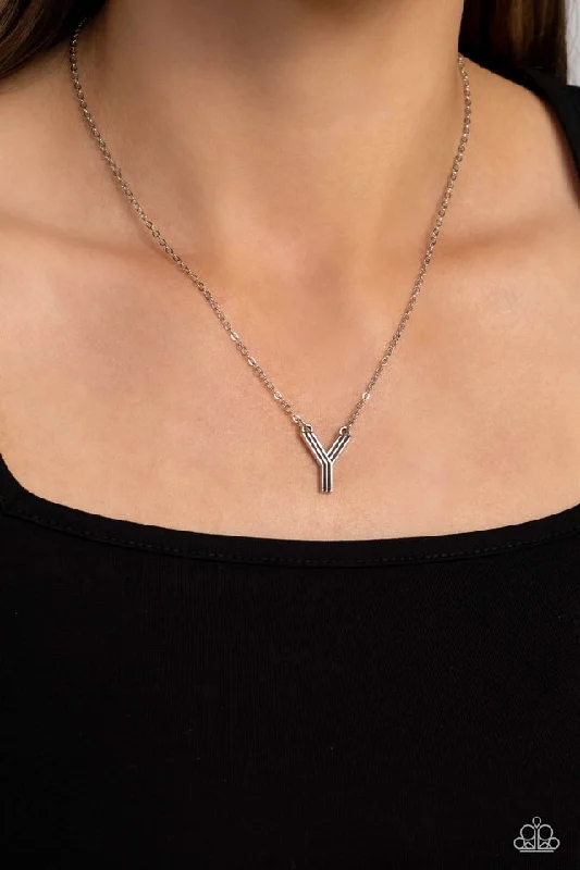 chunky gold chain necklace Paparazzi Necklace ~ Leave Your Initials - Silver - Y