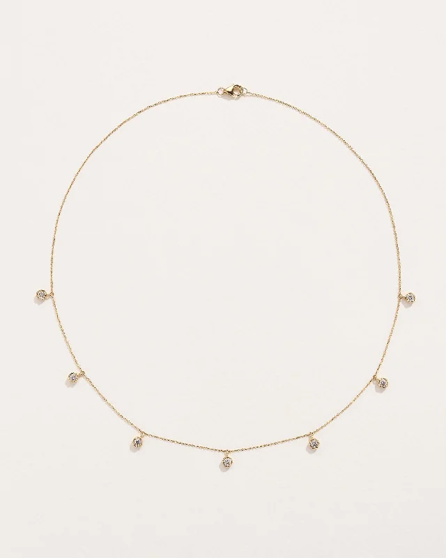 vintage-style floral brooch Diamond Station Droplet Necklace